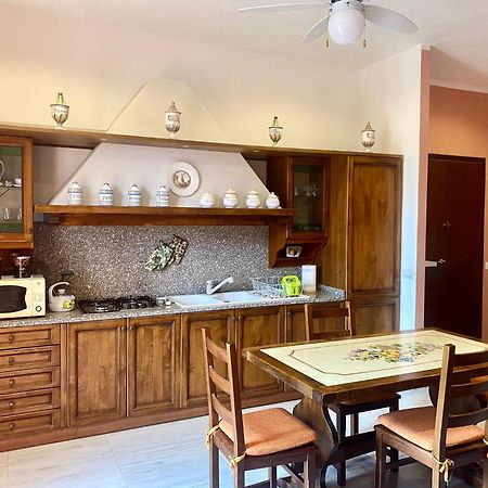 מרקאטאלה ואל די פזה Barbara'S Apartment מראה חיצוני תמונה